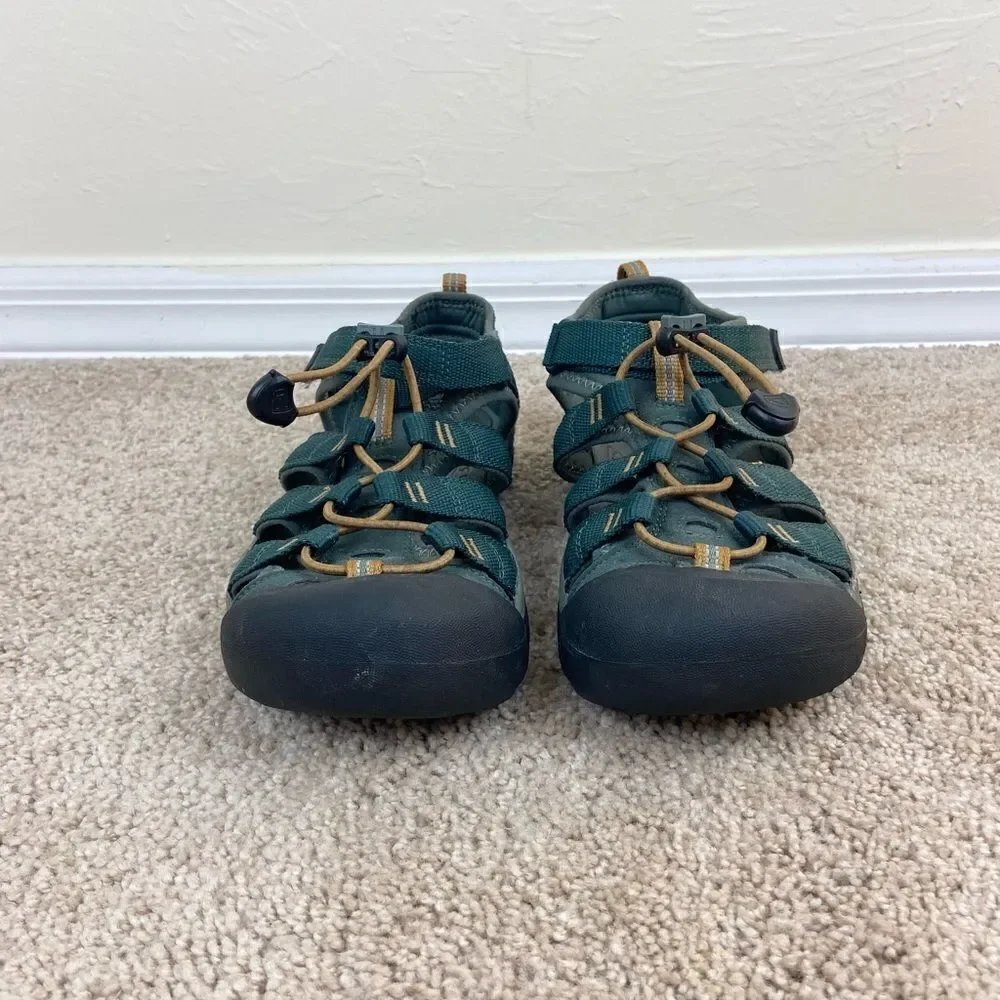Keen Big Kid’s Newport H2 Slip-On Hiking Water Shoes - Dark Green